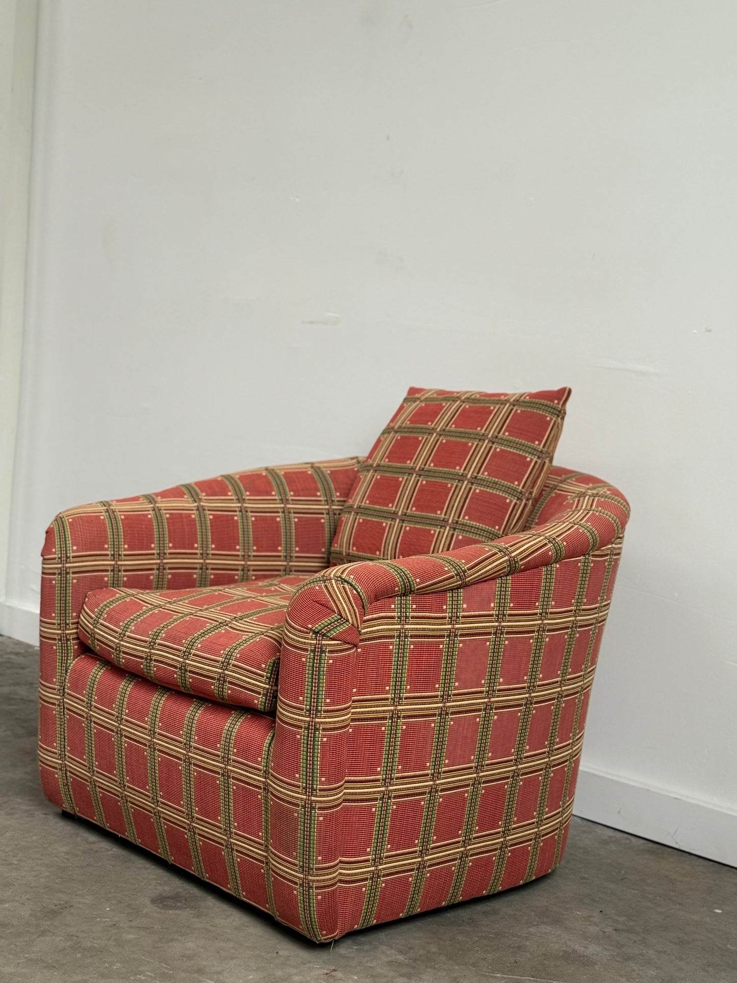 Custom Swivel Club Chair