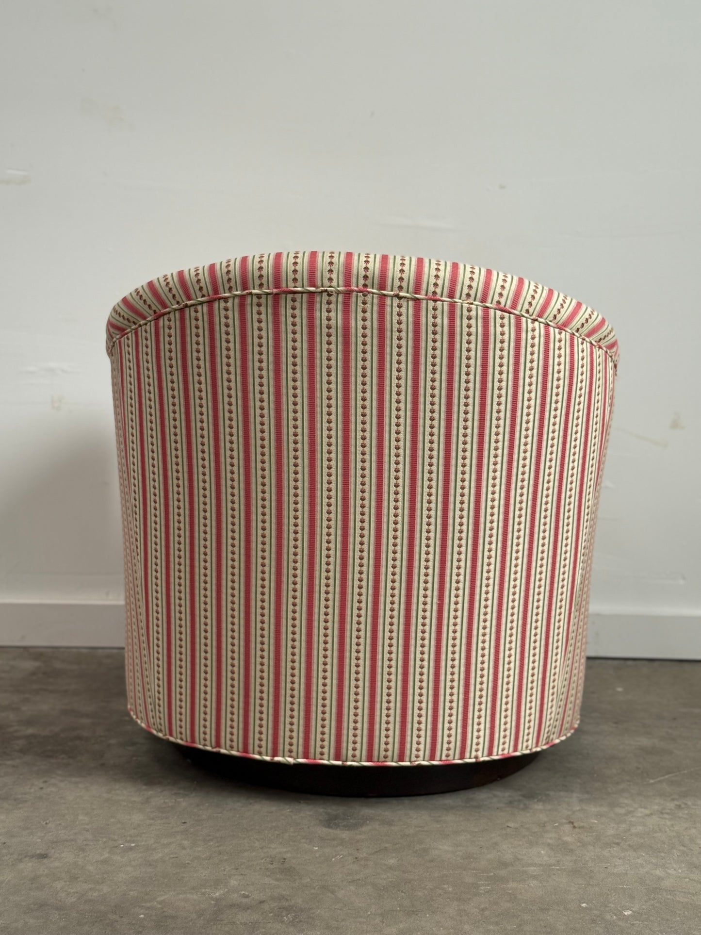 Custom Swivel Club Chair