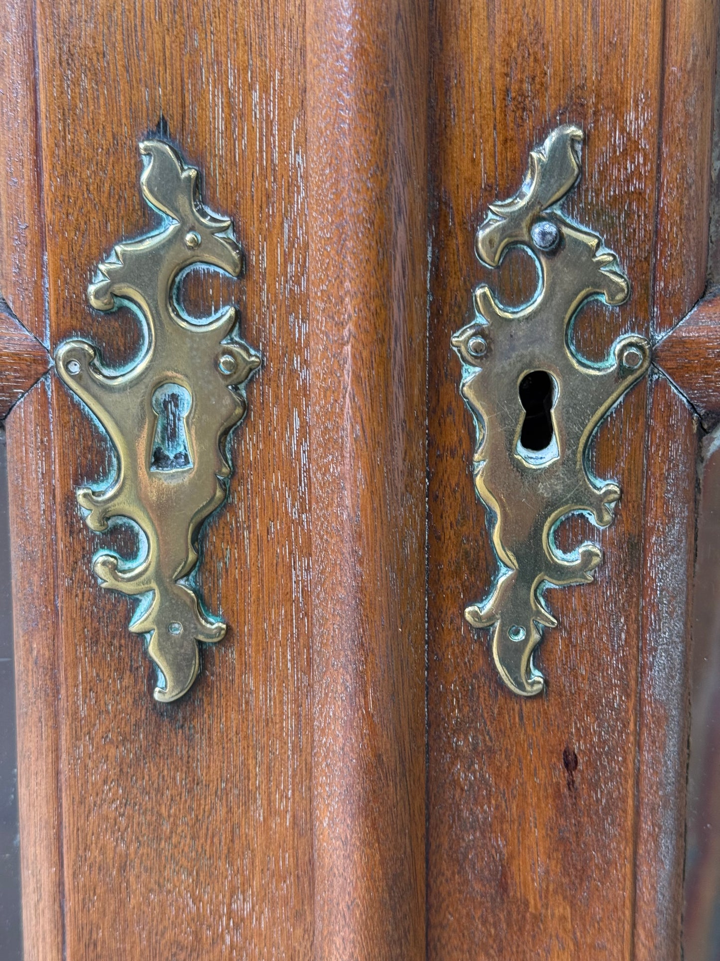 Dutch Hanging Cupboard. 19th C.