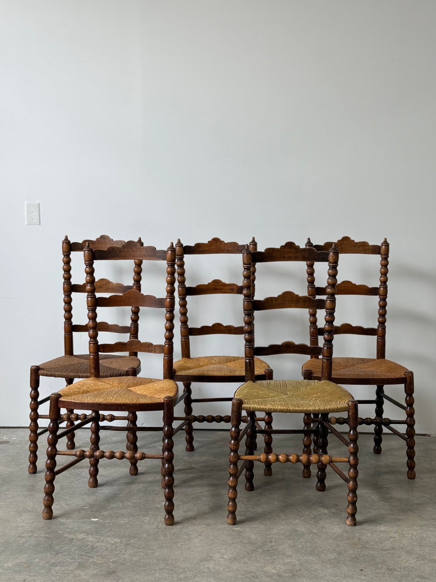 Antique Spool Turned Dining Chairs. Set of 5. C. 1900