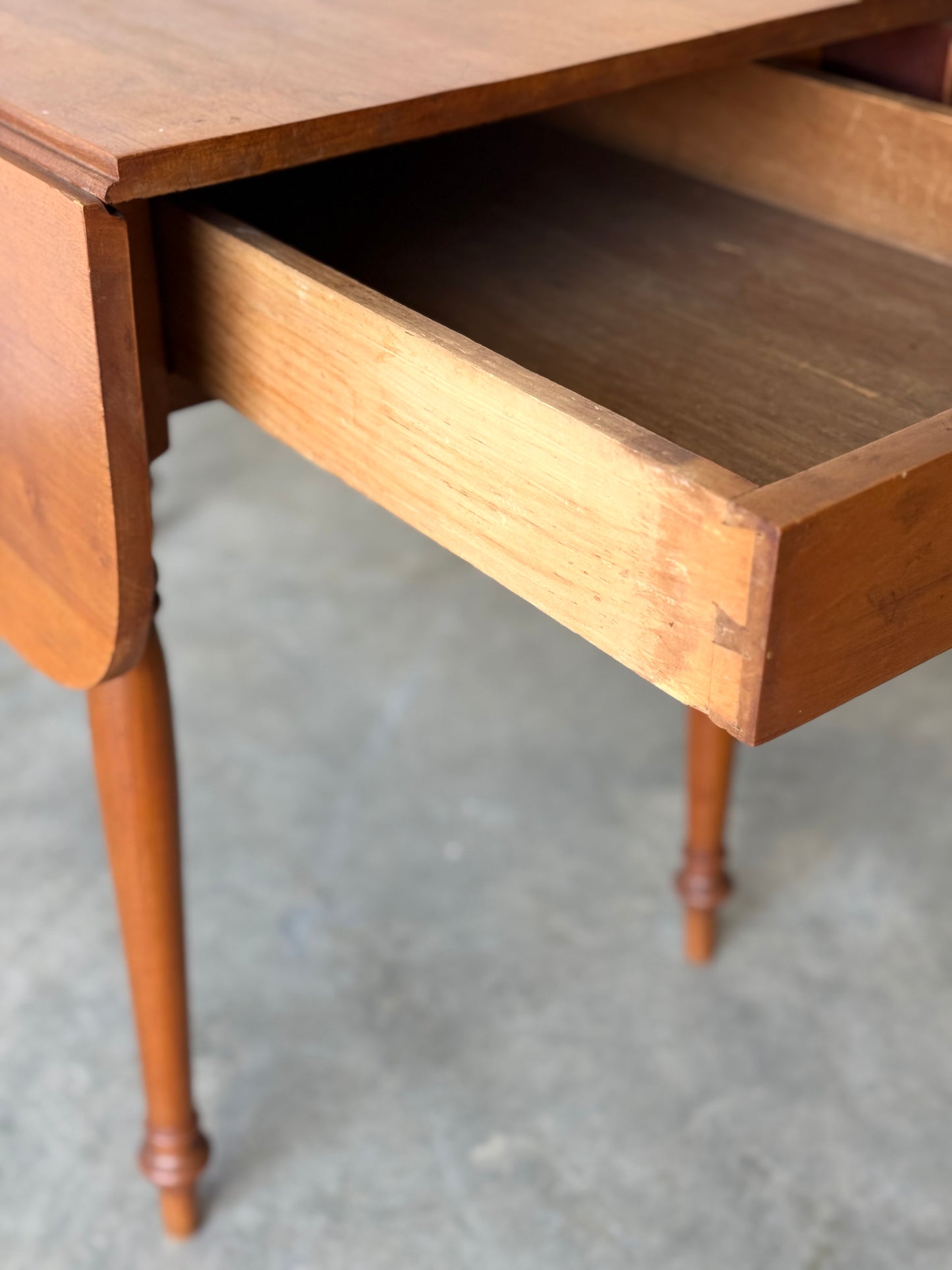 Pretty Petite Drop Leaf Table