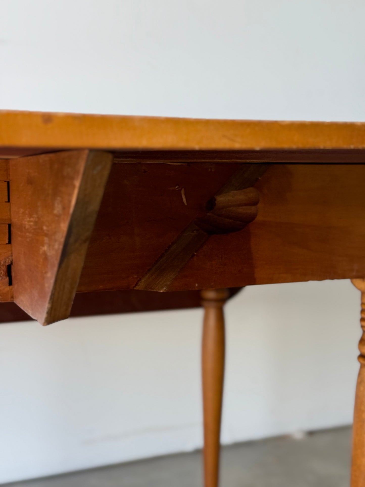 Pretty Petite Drop Leaf Table