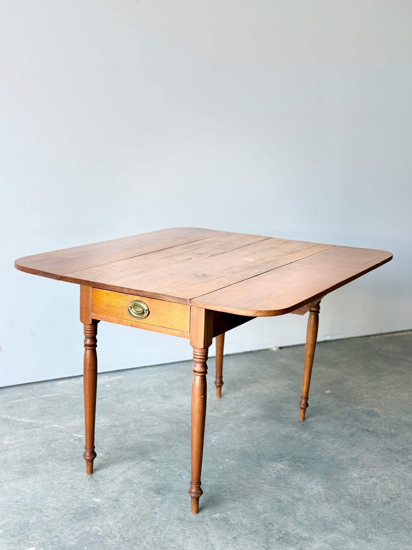 Pretty Petite Drop Leaf Table