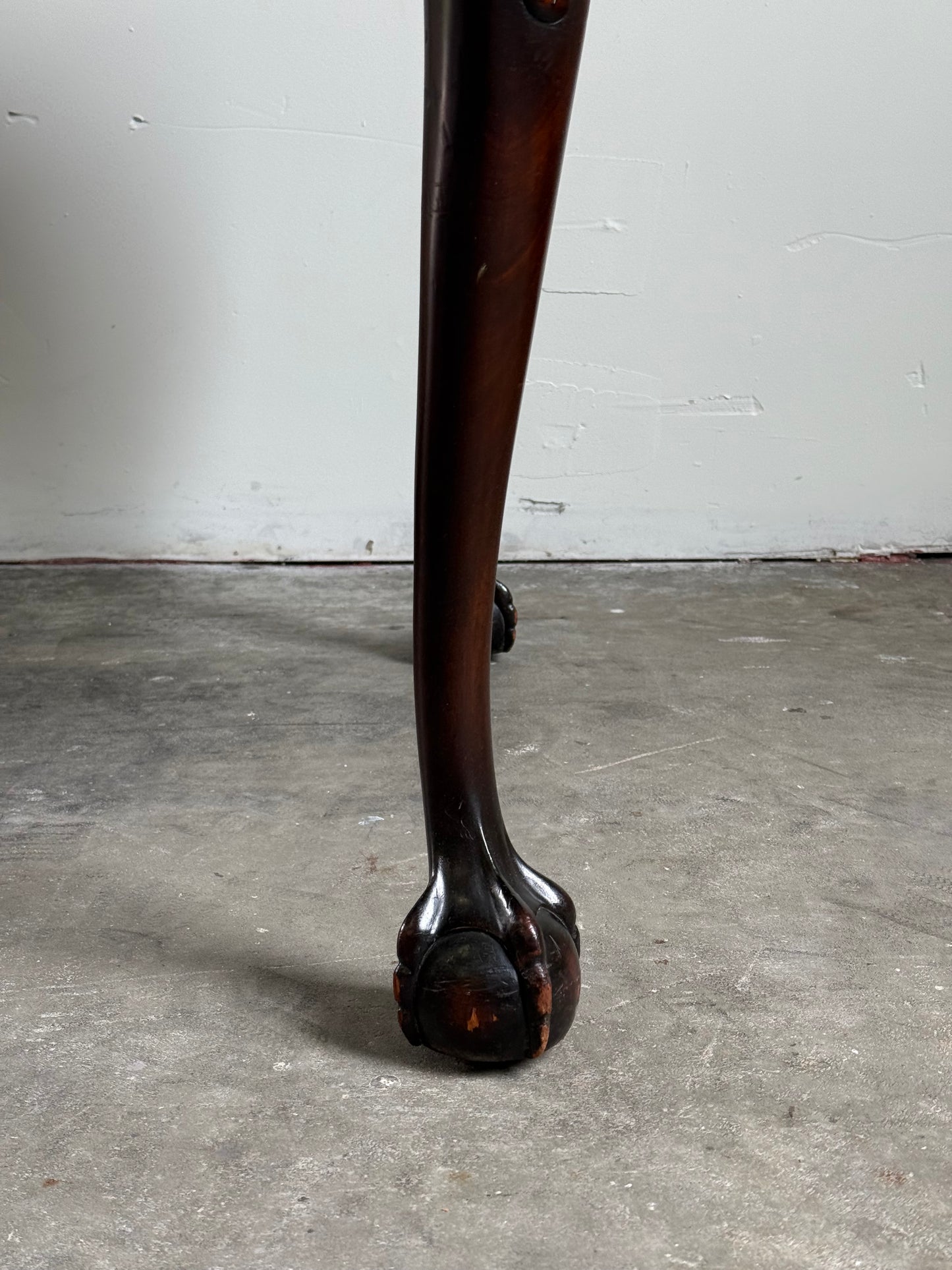 Antique Mahogany Oval Center Table