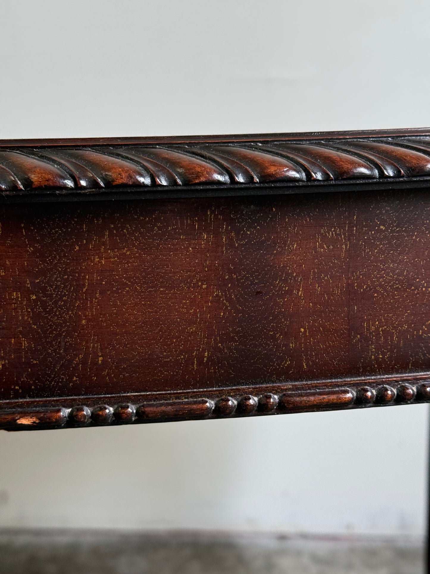 Antique Mahogany Oval Center Table