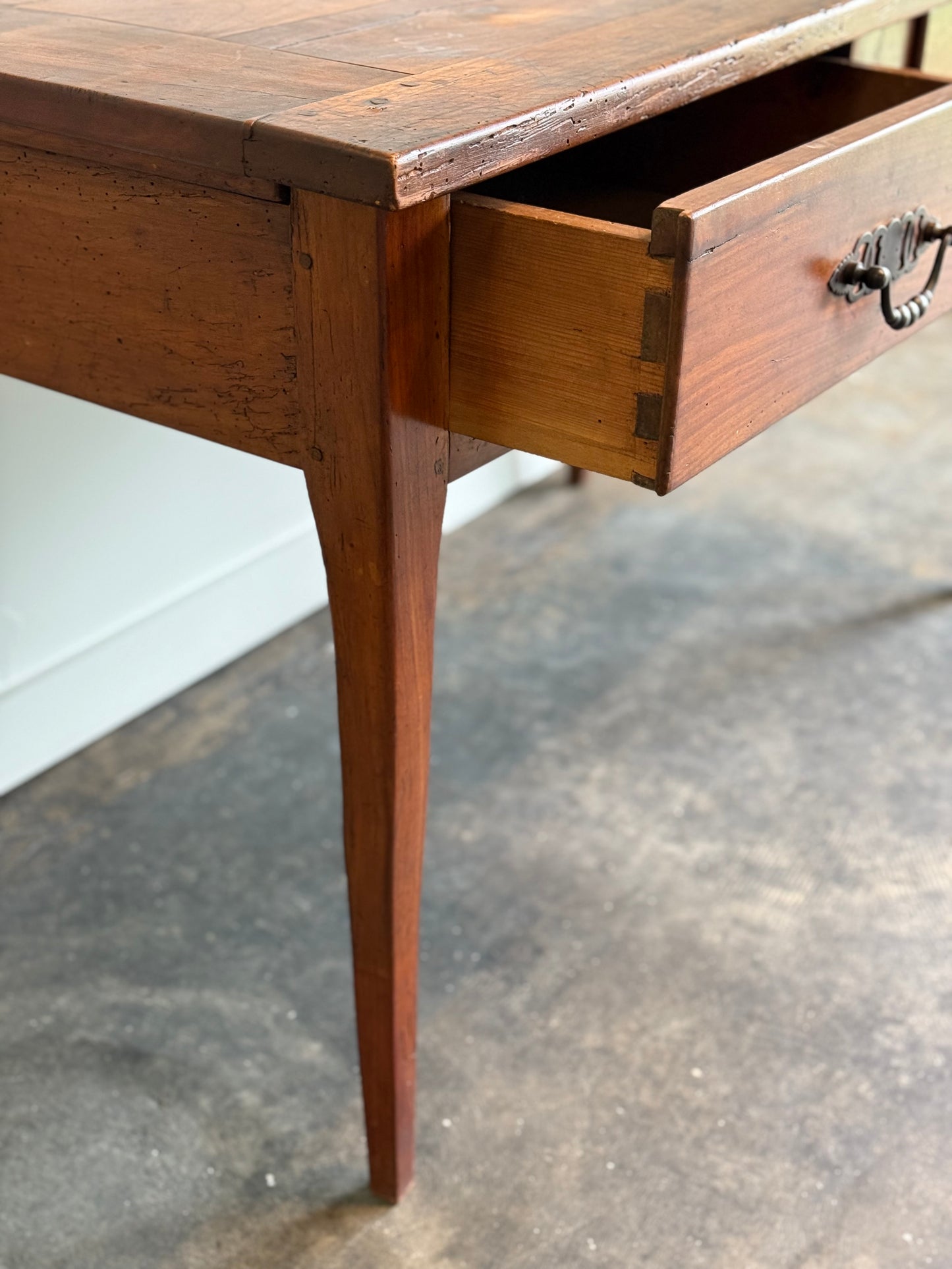 ANTIQUE FRENCH PROVINCIAL CONSOLE TABLE OR DESK