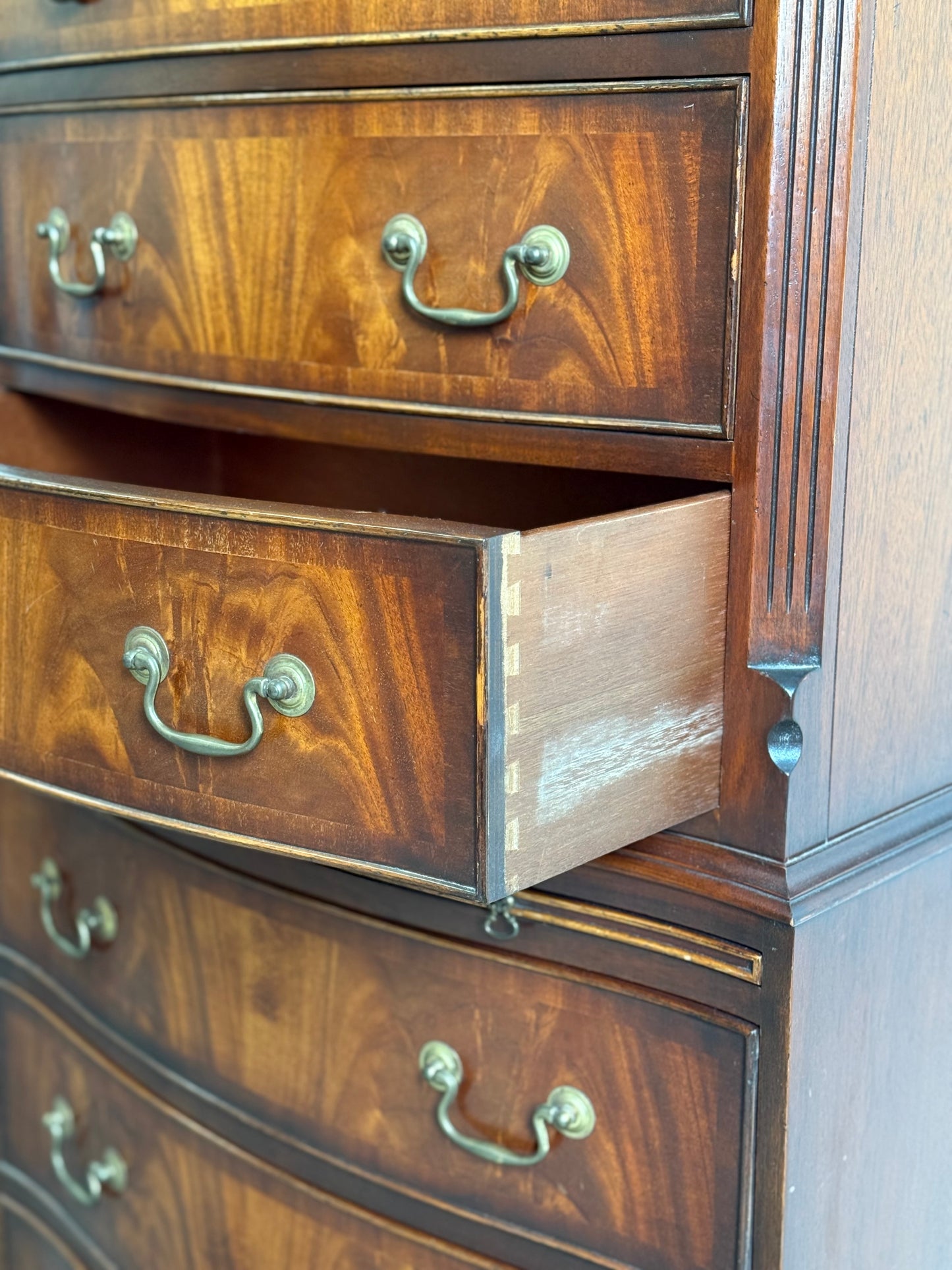 Antique Georgian Style Chest Of Drawers