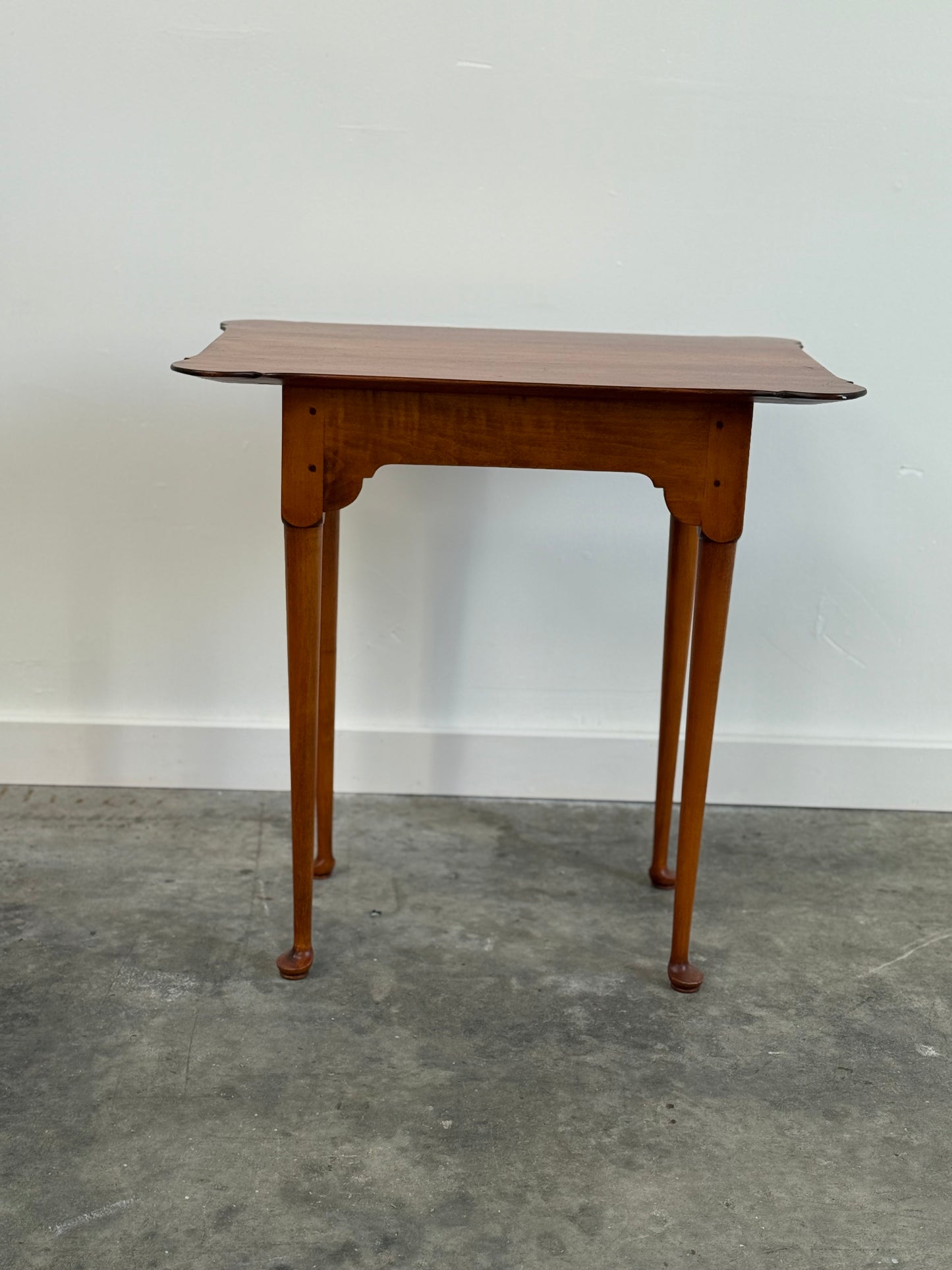 D. R. Dimes Queen Anne Style Table