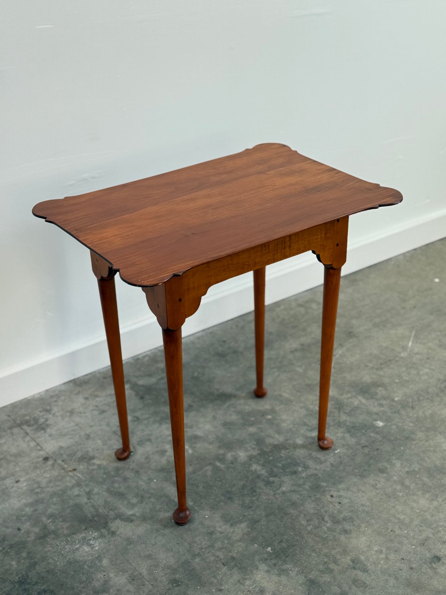 D. R. Dimes Queen Anne Style Table