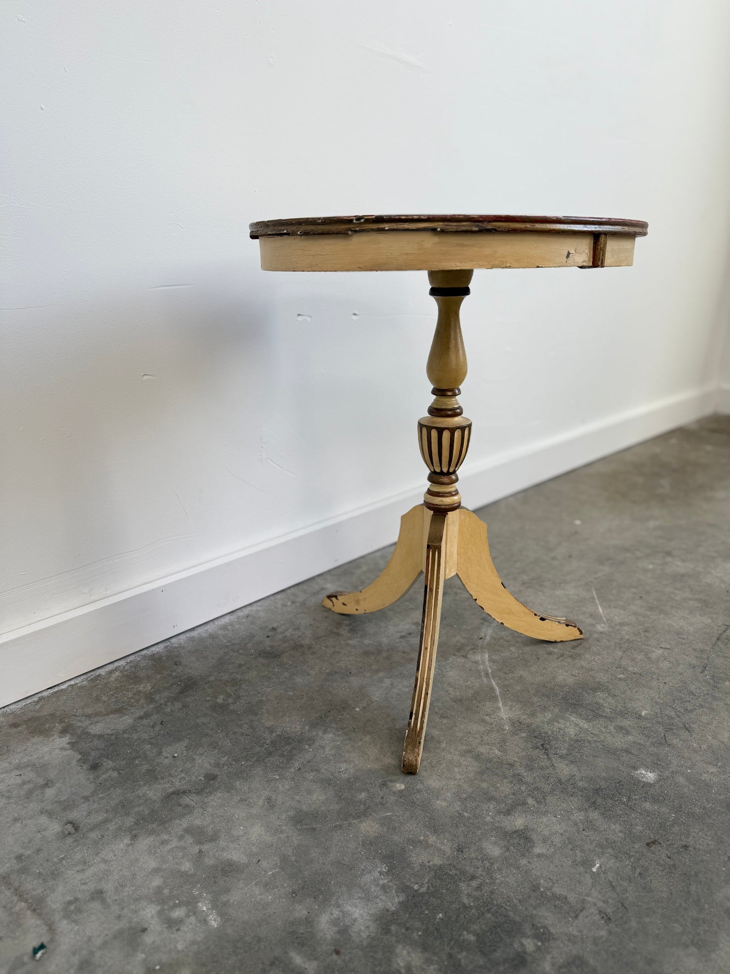 Vintage Dog Portrait Table