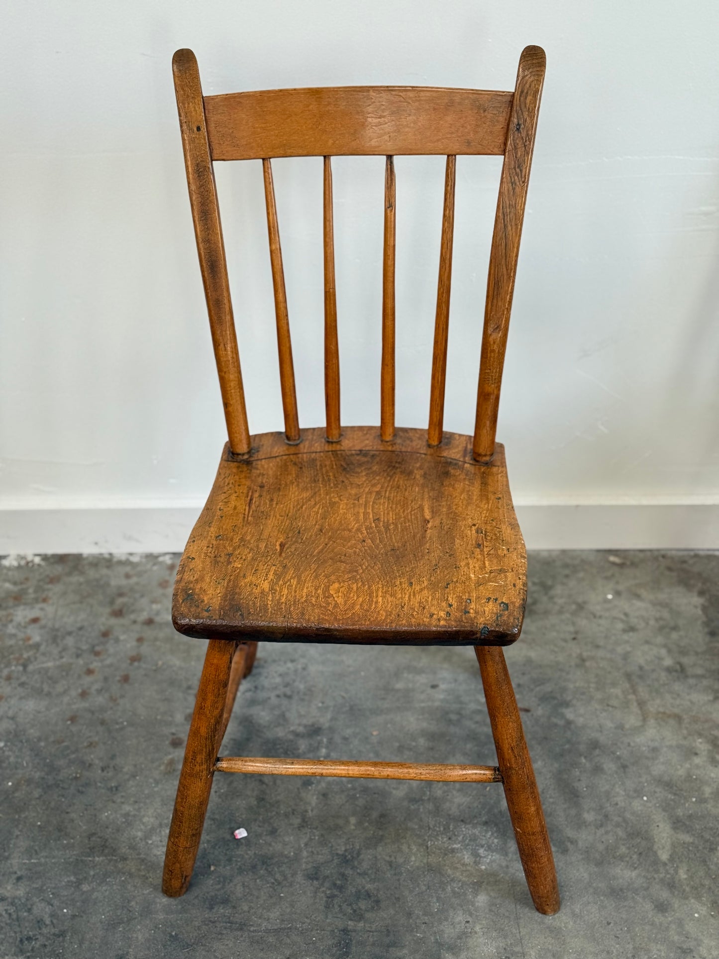 Set Of 6 Vintage Thumb Back Windsor Side Chairs