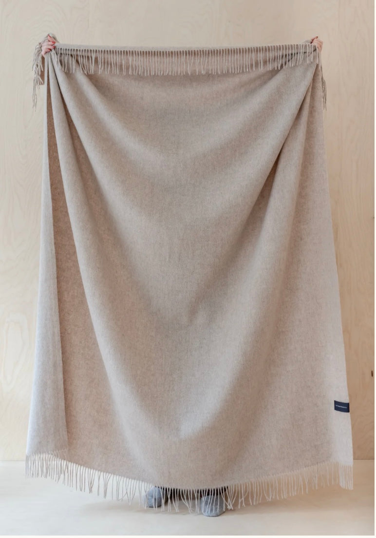 Oversized Lambswool Throw Blanket-Oatmeal