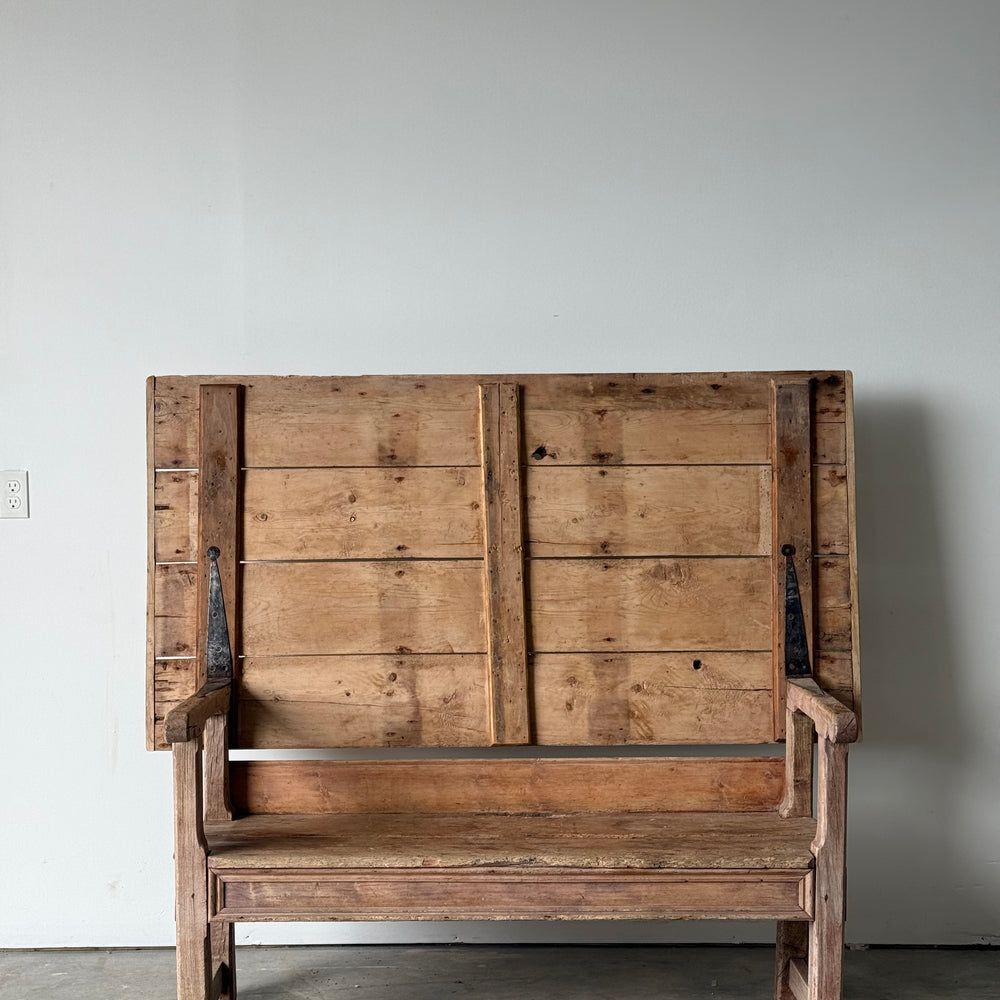 Irish Settle Table