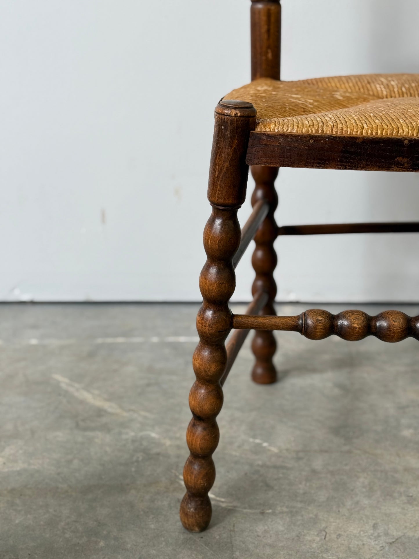 Antique Spool Turned Dining Chairs. Set of 5. C. 1900