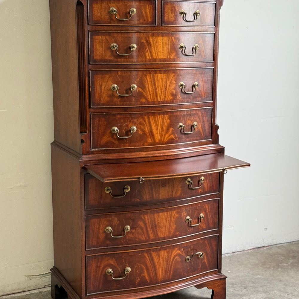 
                  
                    Antique Georgian Style Chest Of Drawers
                  
                