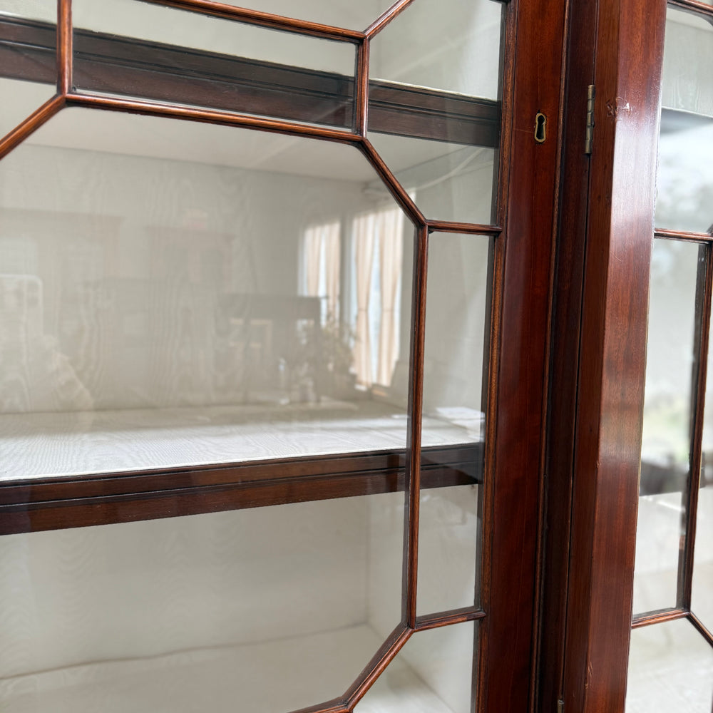 
                  
                    Antique English Mahogany Breakfront Bookcase. 19th C.
                  
                