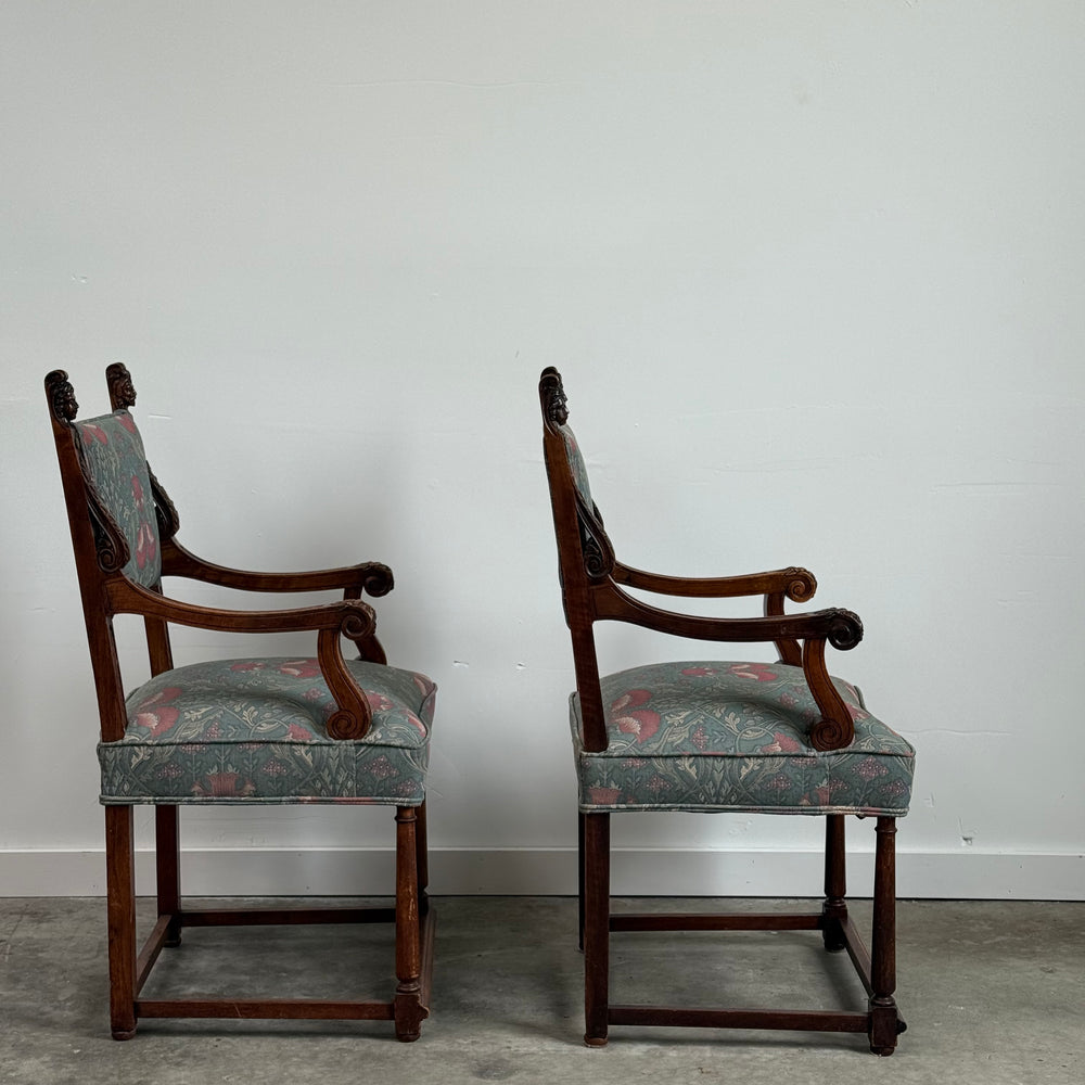 
                  
                    Beautiful Pair of Antique Tudor Style Armchairs. 19th C.
                  
                