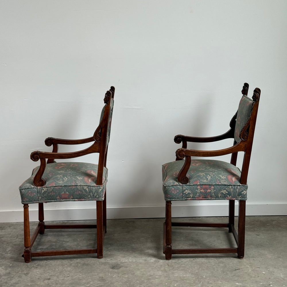 
                  
                    Beautiful Pair of Antique Tudor Style Armchairs. 19th C.
                  
                