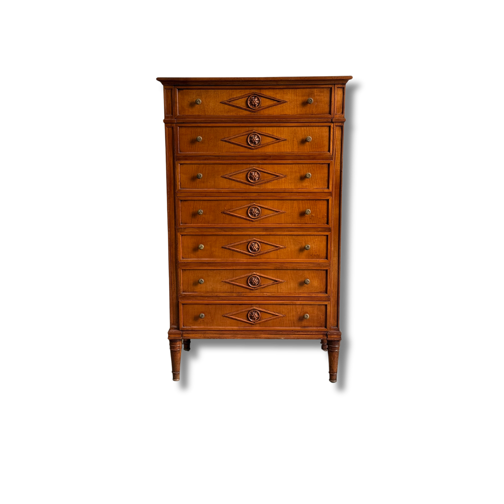 Vintage French Chest of Drawers.